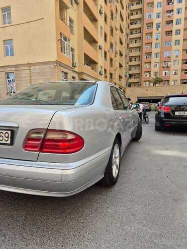 Mercedes E 240 1999, 327,900 km - 2.4 l - Xırdalan