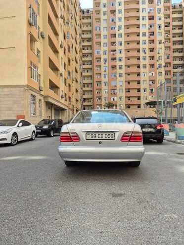 Mercedes E 240 1999, 327,900 km - 2.4 l - Xırdalan