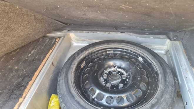 Mercedes E 240 1998, 322,325 km - 2.4 л - Goranboy