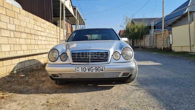 Mercedes E 240 1998, 322,325 km - 2.4 л - Goranboy