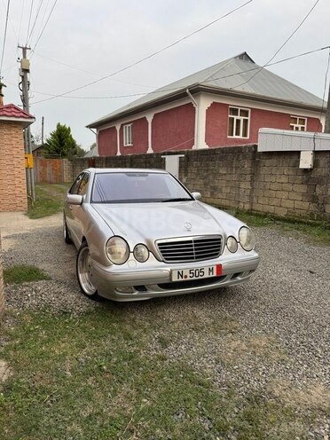 Mercedes E 320 2000, 342,000 km - 3.2 л - Lənkəran