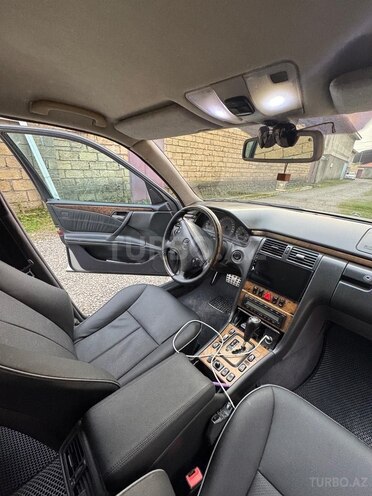 Mercedes E 320 2000, 342,000 km - 3.2 л - Lənkəran
