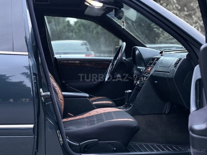 Mercedes C 180 1999, 357,800 km - 1.8 л - Sumqayıt
