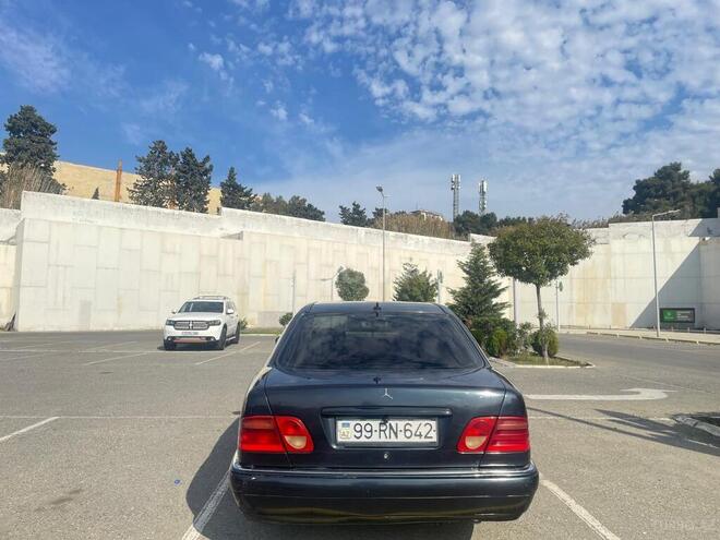 Mercedes E 220 1998, 280,000 km - 2.2 l - Bakı