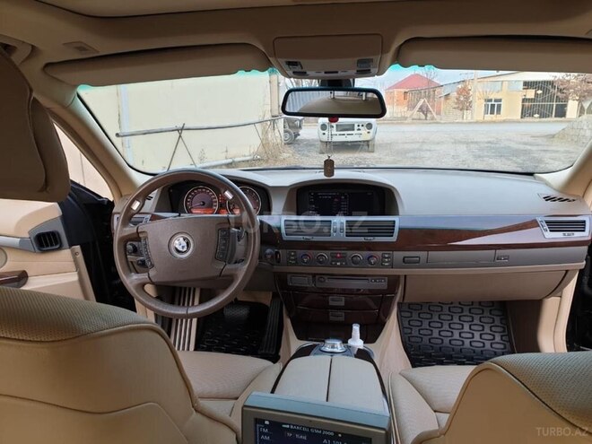 BMW 745 2004, 50,000 km - 4.4 l - Tovuz