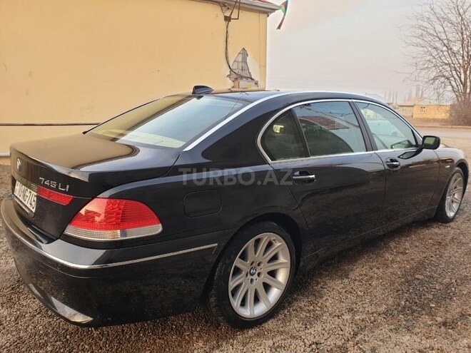 BMW 745 2004, 50,000 km - 4.4 l - Tovuz