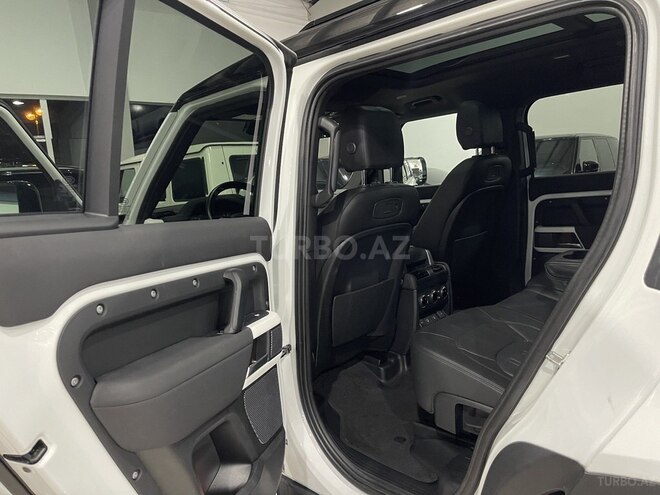 Land Rover Defender 2021, 31,000 km - 2.0 l - Bakı