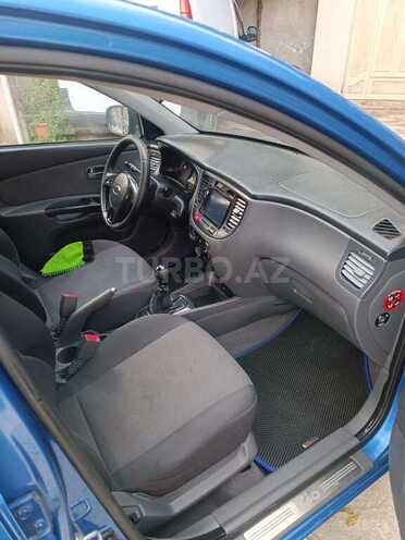 Kia Rio 2009, 400,000 km - 1.5 л - Bakı