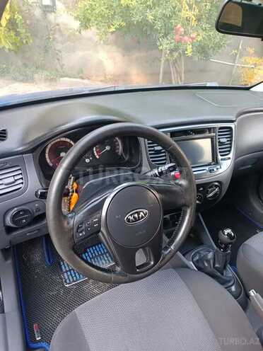 Kia Rio 2009, 400,000 km - 1.5 л - Bakı