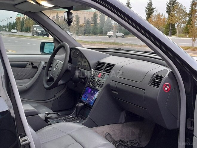 Mercedes C 230 2000, 331,765 km - 2.3 l - Sumqayıt