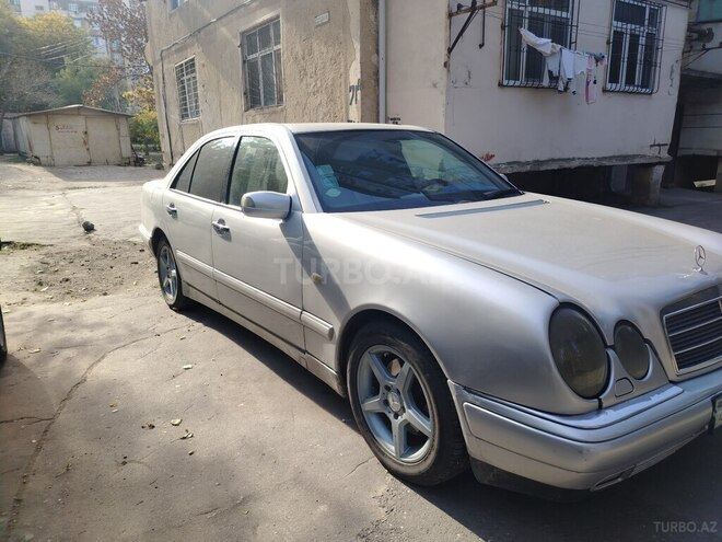 Mercedes E 280 1996, 290,000 km - 2.8 л - Sumqayıt