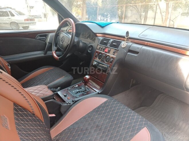 Mercedes E 280 1996, 290,000 km - 2.8 л - Sumqayıt
