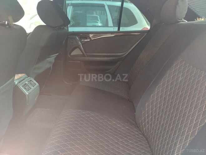 Mercedes E 280 1996, 290,000 km - 2.8 л - Sumqayıt