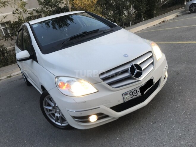 Mercedes B 180 2010, 86,000 km - 1.7 l - Sumqayıt