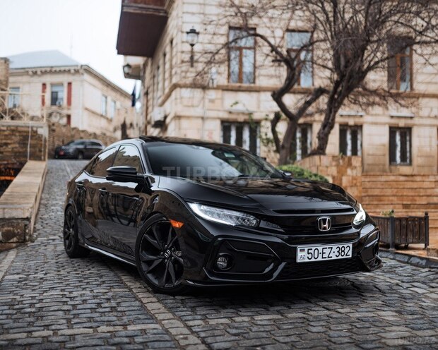 Honda Civic 2018, 75,000 km - 1.5 l - Bakı