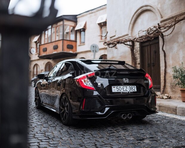 Honda Civic 2018, 75,000 km - 1.5 l - Bakı