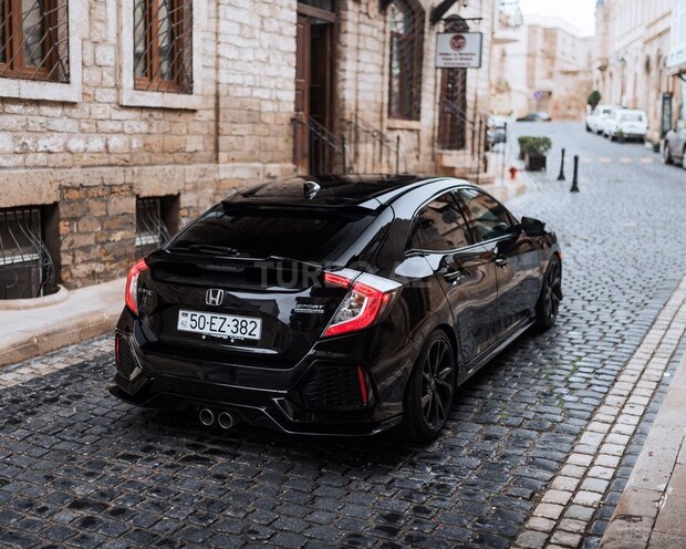 Honda Civic 2018, 75,000 km - 1.5 l - Bakı