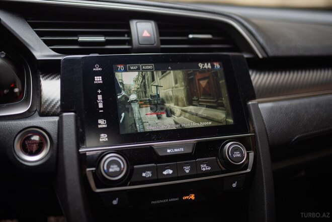 Honda Civic 2018, 75,000 km - 1.5 l - Bakı