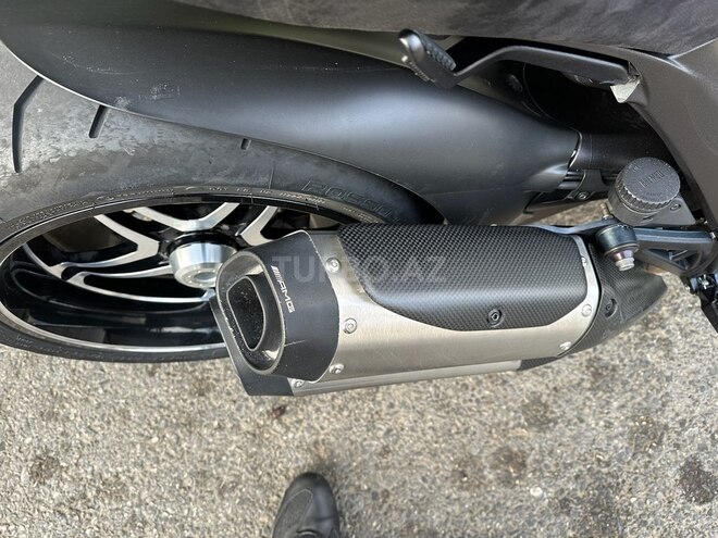 Ducati Diavel-4