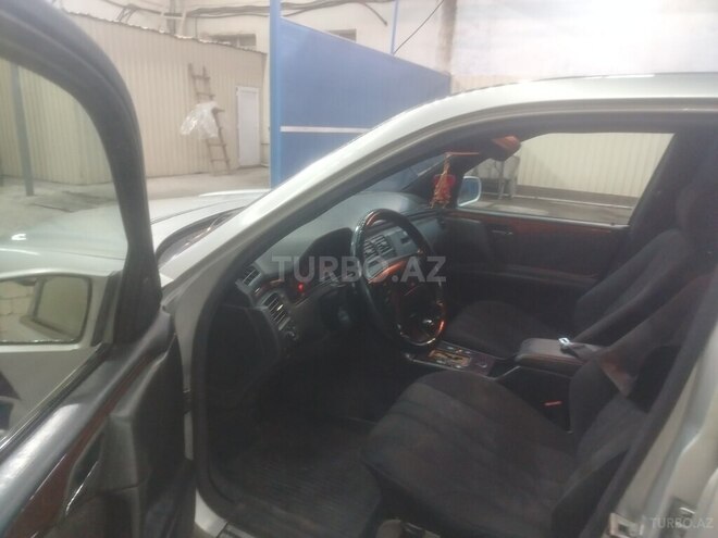 Mercedes E 220 d 1999, 346,457 km - 2.2 l - İmişli