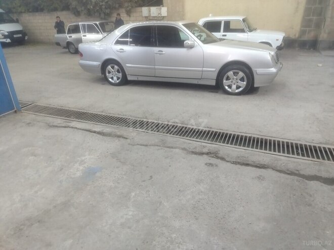 Mercedes E 220 d 1999, 346,457 km - 2.2 l - İmişli