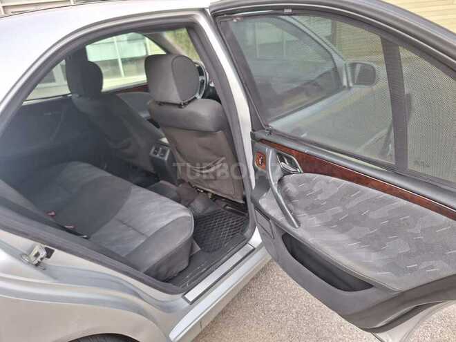 Mercedes E 220 d 2002, 398,000 km - 2.2 л - Bakı