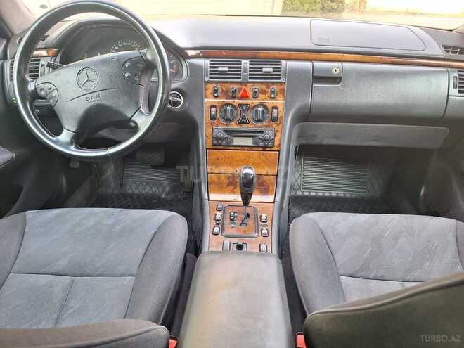 Mercedes E 220 d 2002, 398,000 km - 2.2 л - Bakı