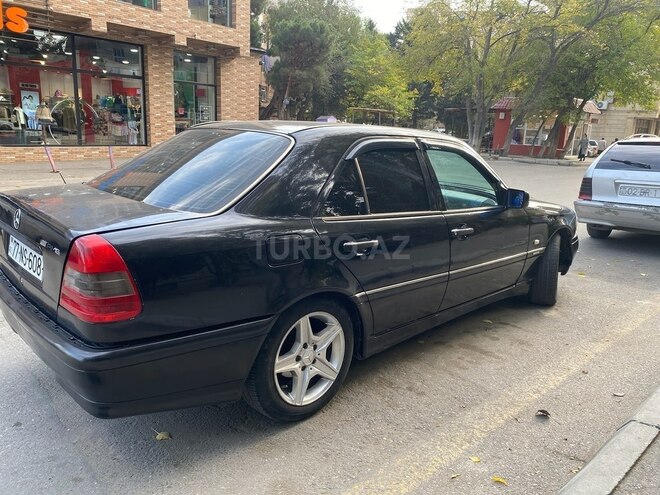 Mercedes C 200 1995, 294,575 km - 2.0 л - Bakı