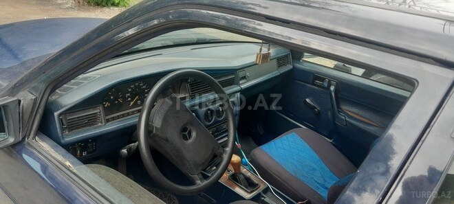Mercedes 190 1991, 26,224 km - 1.8 l - İsmayıllı