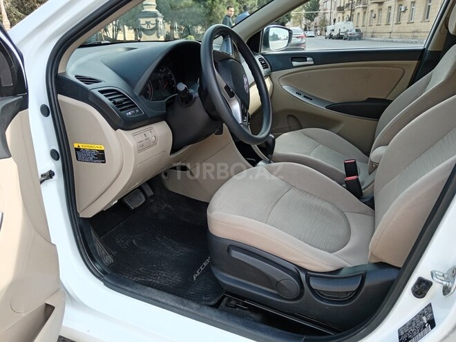 Hyundai Accent 2016, 55,200 km - 1.6 l - Bakı