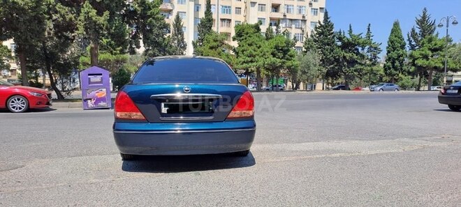 Nissan Sunny-2