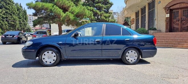 Nissan Sunny-4