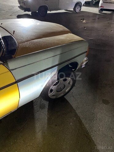 Mercedes E 200 1976, 185,200 km - 2.0 l - Bakı