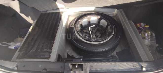 Mercedes E 240 1998, 42,500 km - 2.4 l - Bakı