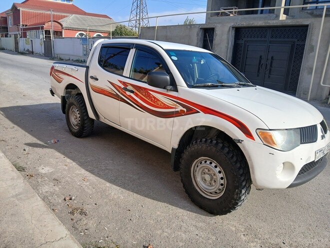 Mitsubishi L200 2007, 600,000 km - 2.5 l - Bakı