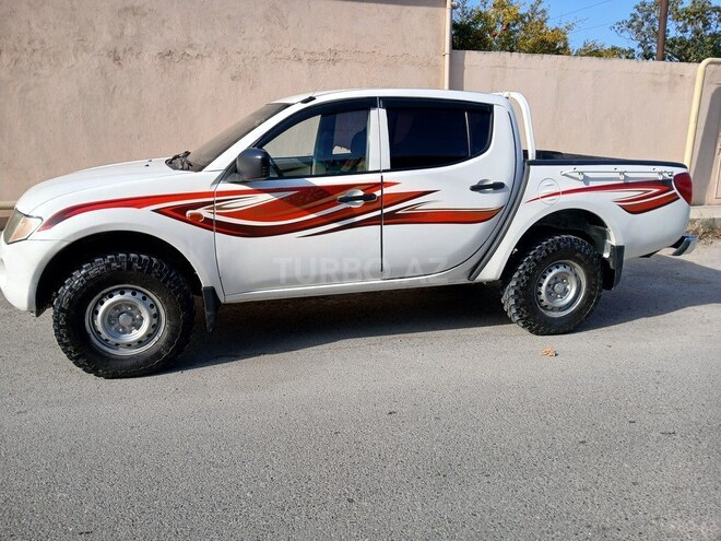 Mitsubishi L200 2007, 600,000 km - 2.5 l - Bakı
