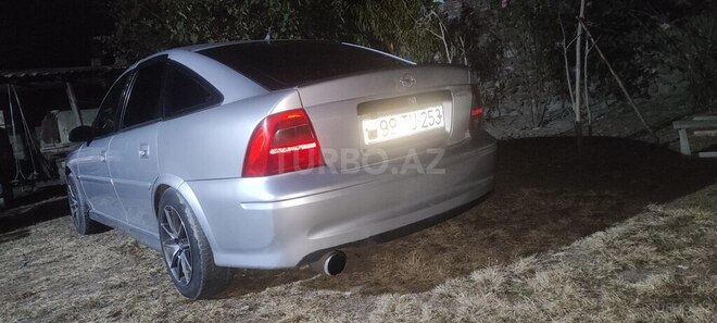 Opel Vectra 1999, 382,000 km - 22.2 l - Balakən
