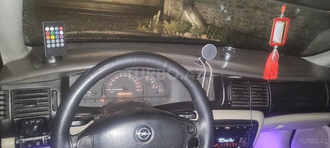 Opel Vectra 1999, 382,000 km - 22.2 l - Balakən