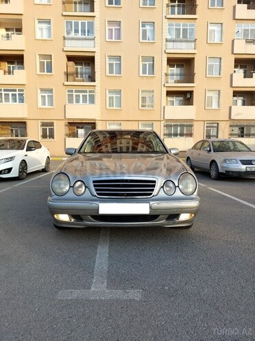 Mercedes E 240 2000, 492,000 km - 2.4 l - Bakı