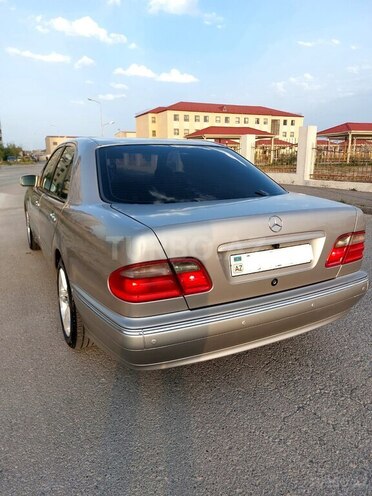 Mercedes E 240 2000, 492,000 km - 2.4 l - Bakı
