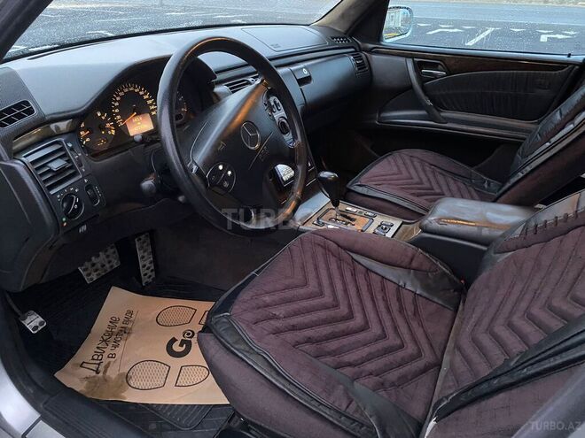 Mercedes E 220 d 2000, 283,700 km - 2.2 l - Bakı