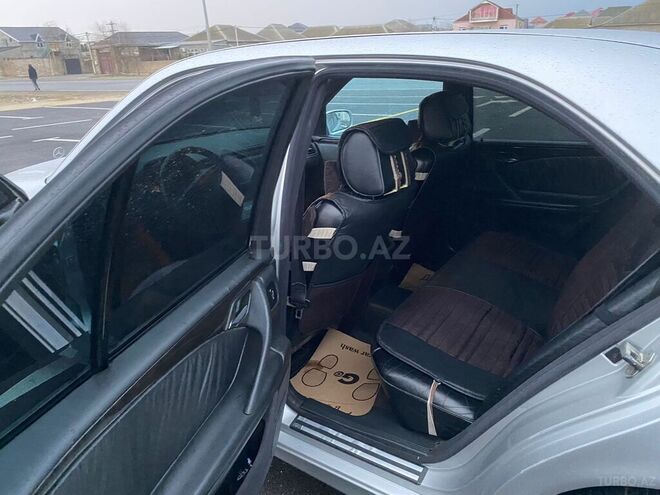Mercedes E 220 d 2000, 283,700 km - 2.2 l - Bakı