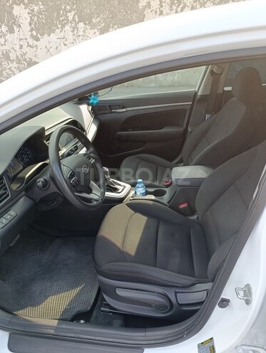 Hyundai Elantra 2018, 159,325 km - 2.0 l - Bakı