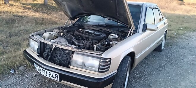 Mercedes 190 1991, 265,000 km - 2.0 л - Gədəbəy