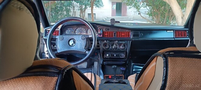 Mercedes 190 1991, 265,000 km - 2.0 л - Gədəbəy