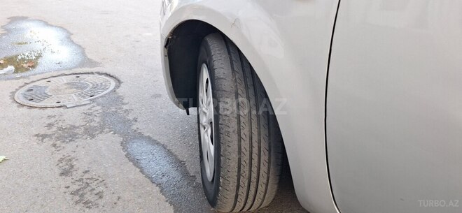 Kia Ceed 2008, 265,852 km - 1.6 л - Biləsuvar