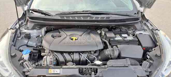 Hyundai Elantra 2015, 83,000 km - 1.8 l - Bakı