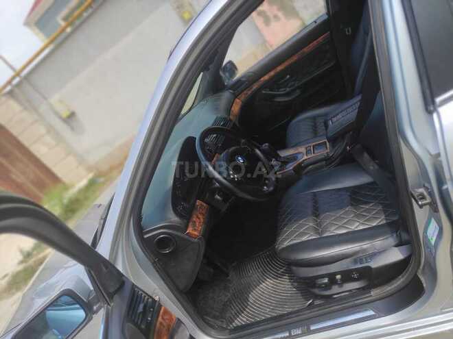 BMW 523 1998, 278,000 km - 2.5 l - Sumqayıt