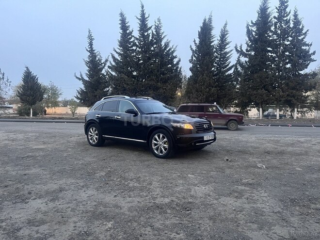 Infiniti FX35 2008, 253,000 km - 3.5 л - Salyan