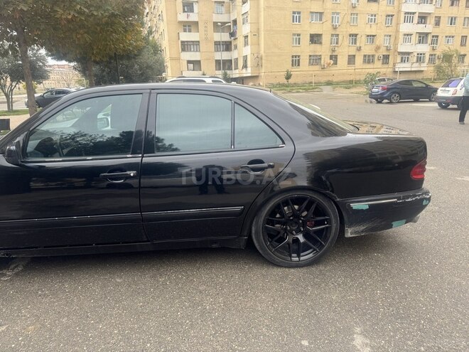 Mercedes E 320 1997, 300,000 km - 3.2 l - Bakı